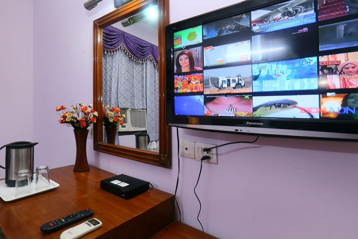 Hotel Indraprastha Delhi  Bagian luar foto