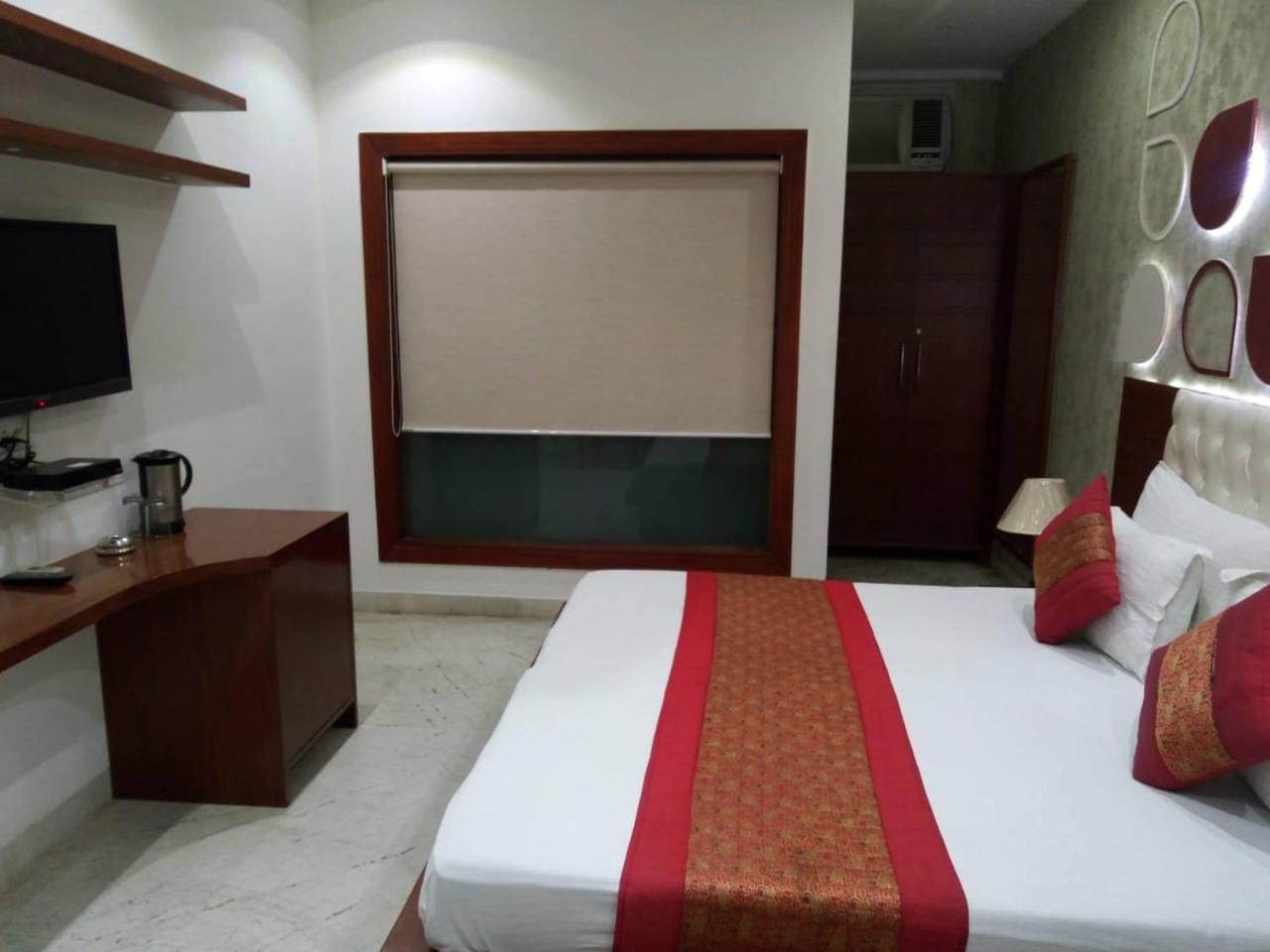 Hotel Indraprastha Delhi  Bagian luar foto