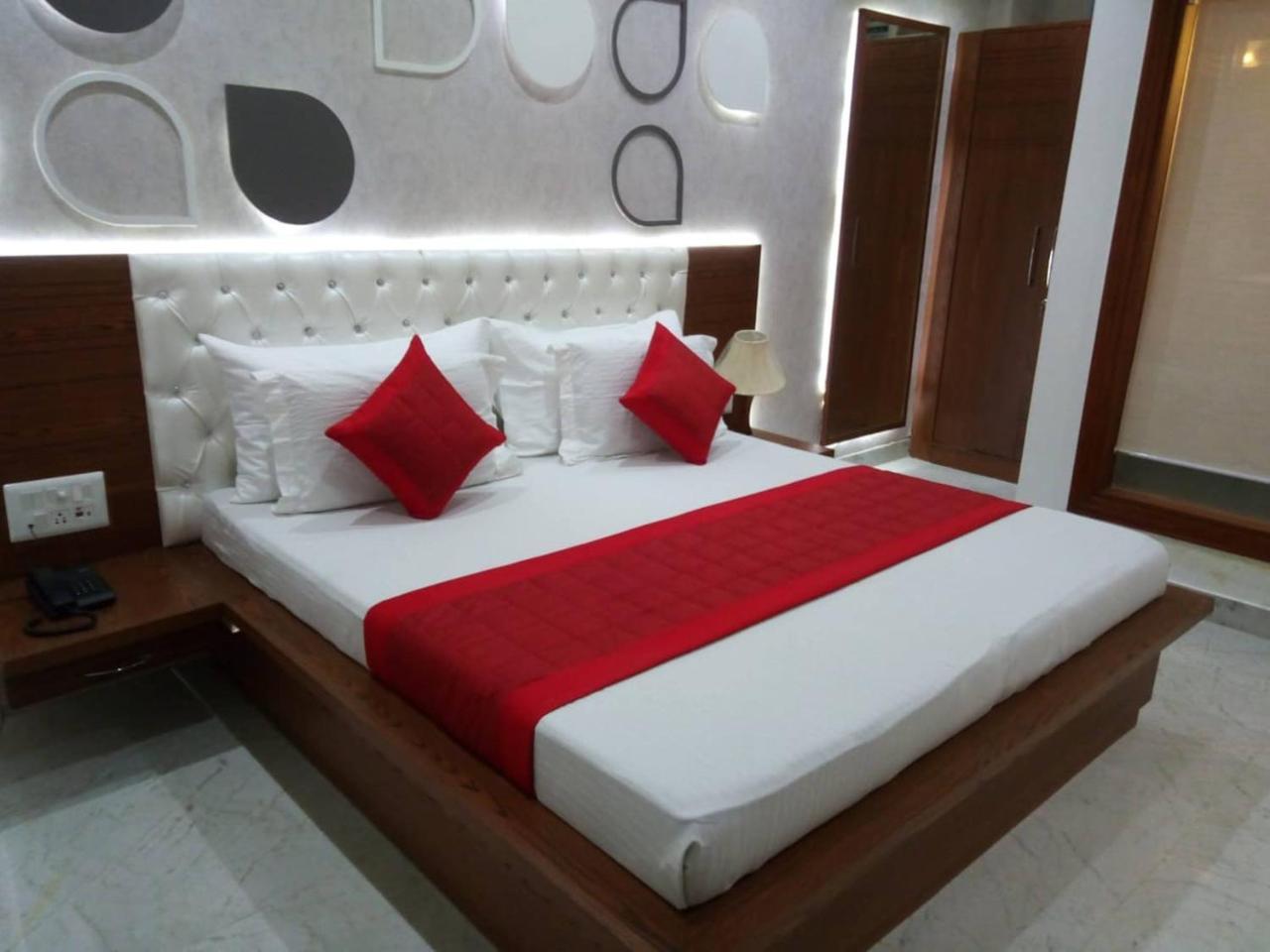 Hotel Indraprastha Delhi  Bagian luar foto