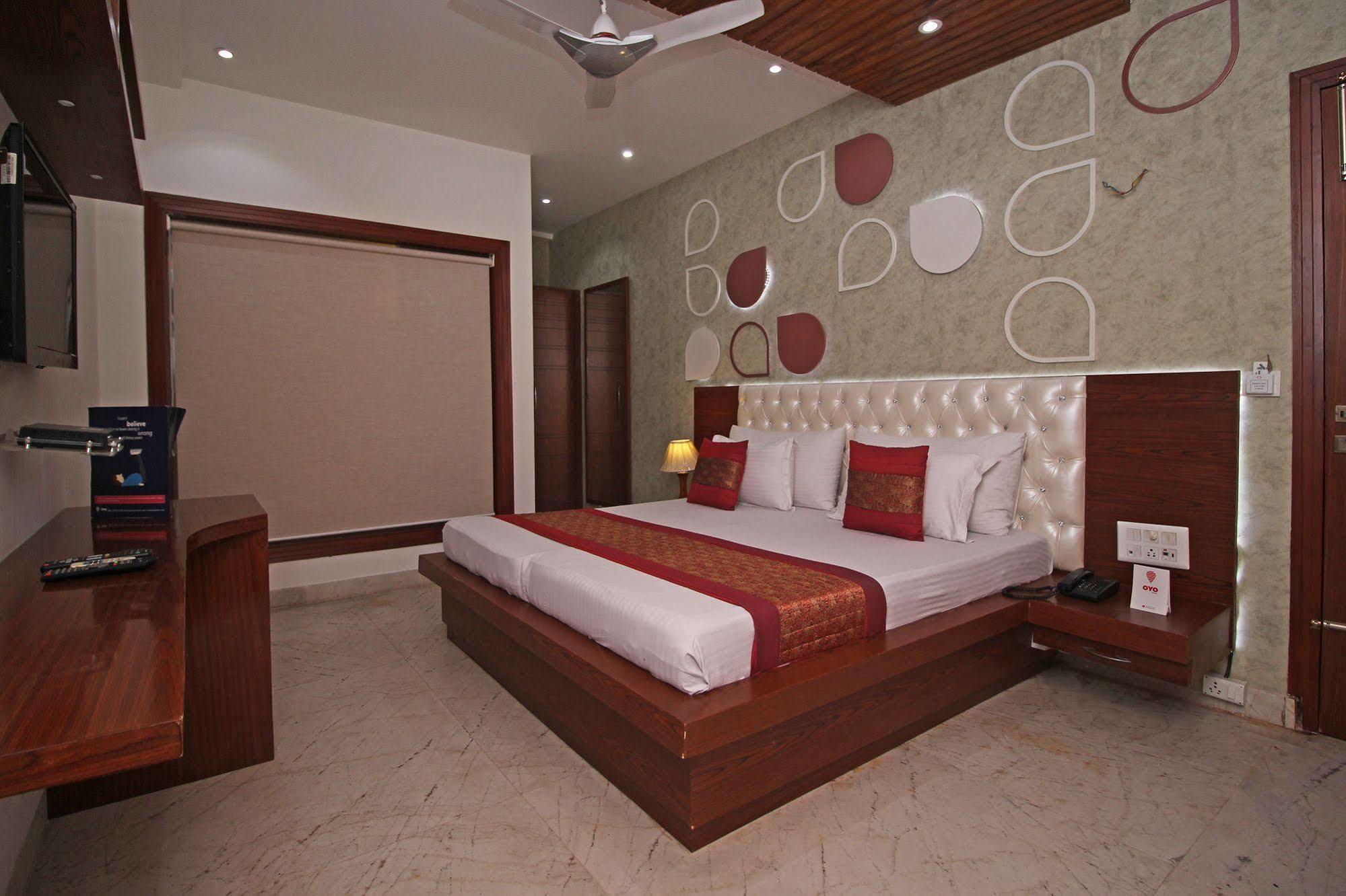 Hotel Indraprastha Delhi  Bagian luar foto